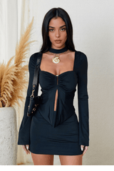 Elegant Black Long-Sleeve Top image 3