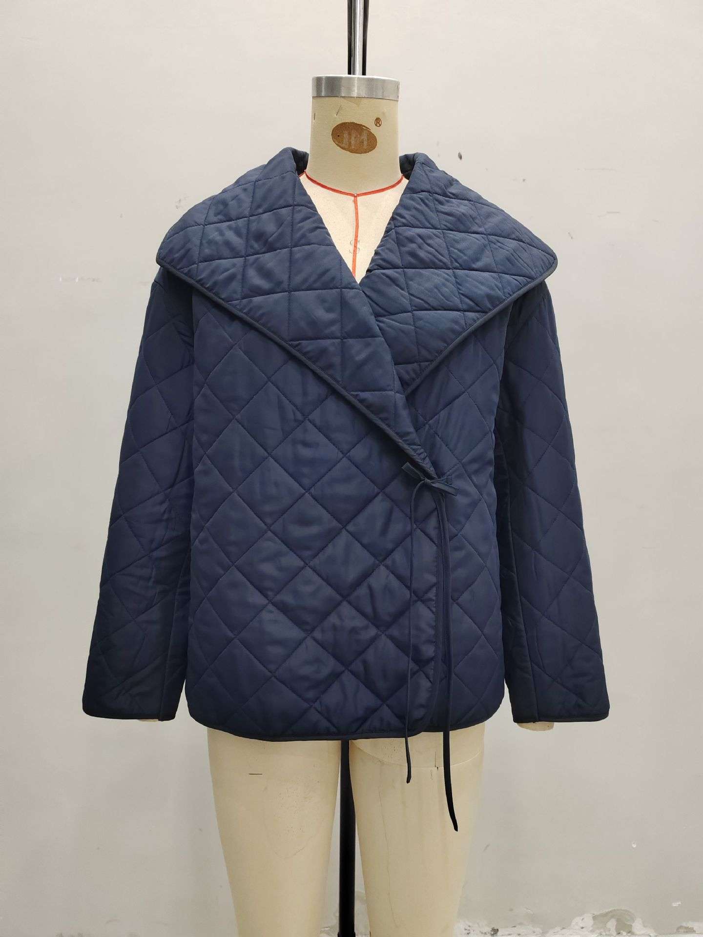 Oversized Jacket with Large Collar image 4