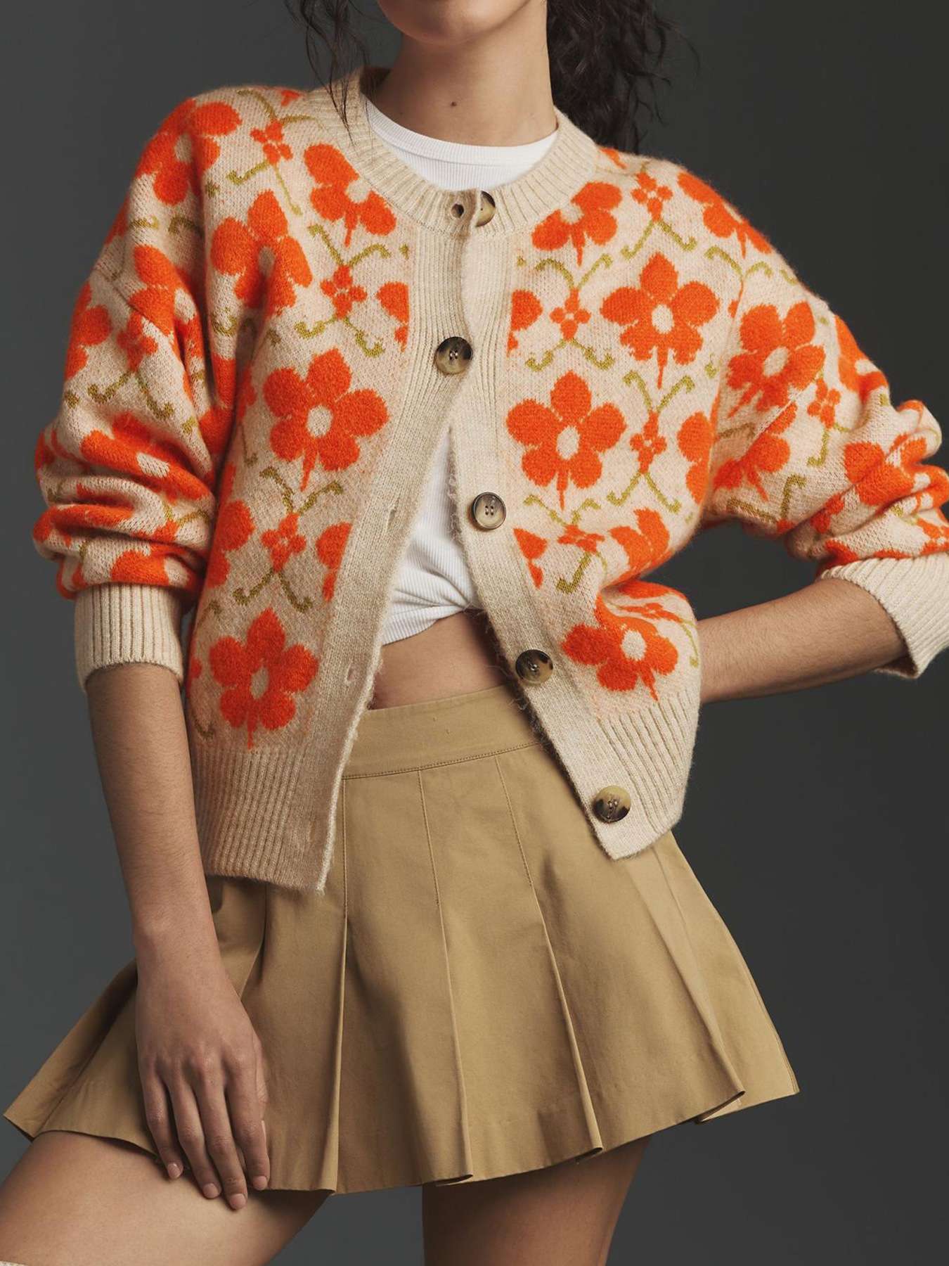 Vintage-Inspired Floral Knit Cardigan - M, Orange image