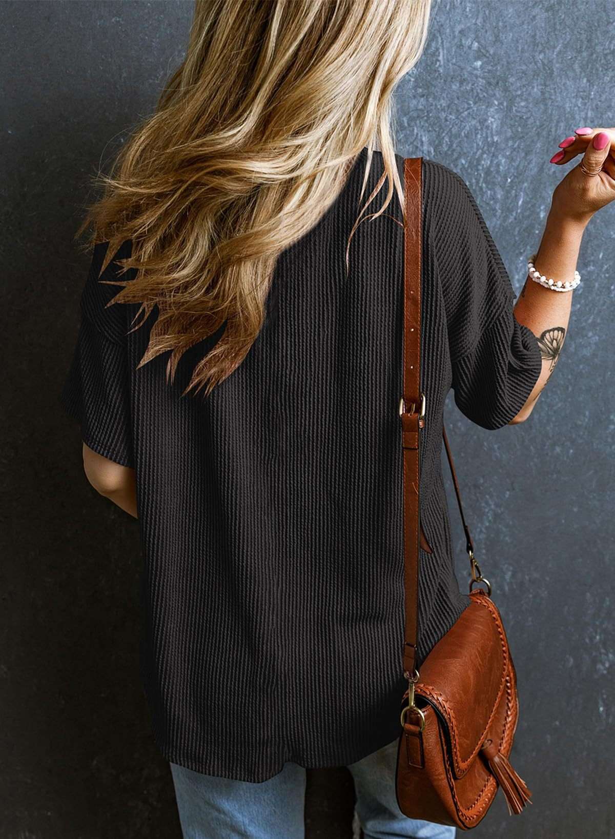 Textured V-Neck Short Sleeve Top image 5