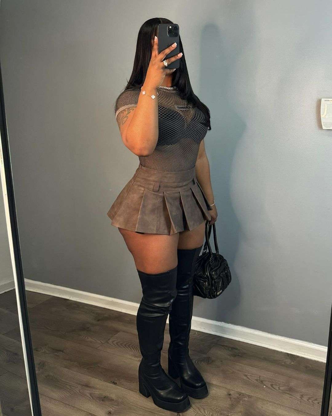 Pleated Mini Skirt - M, Brown image