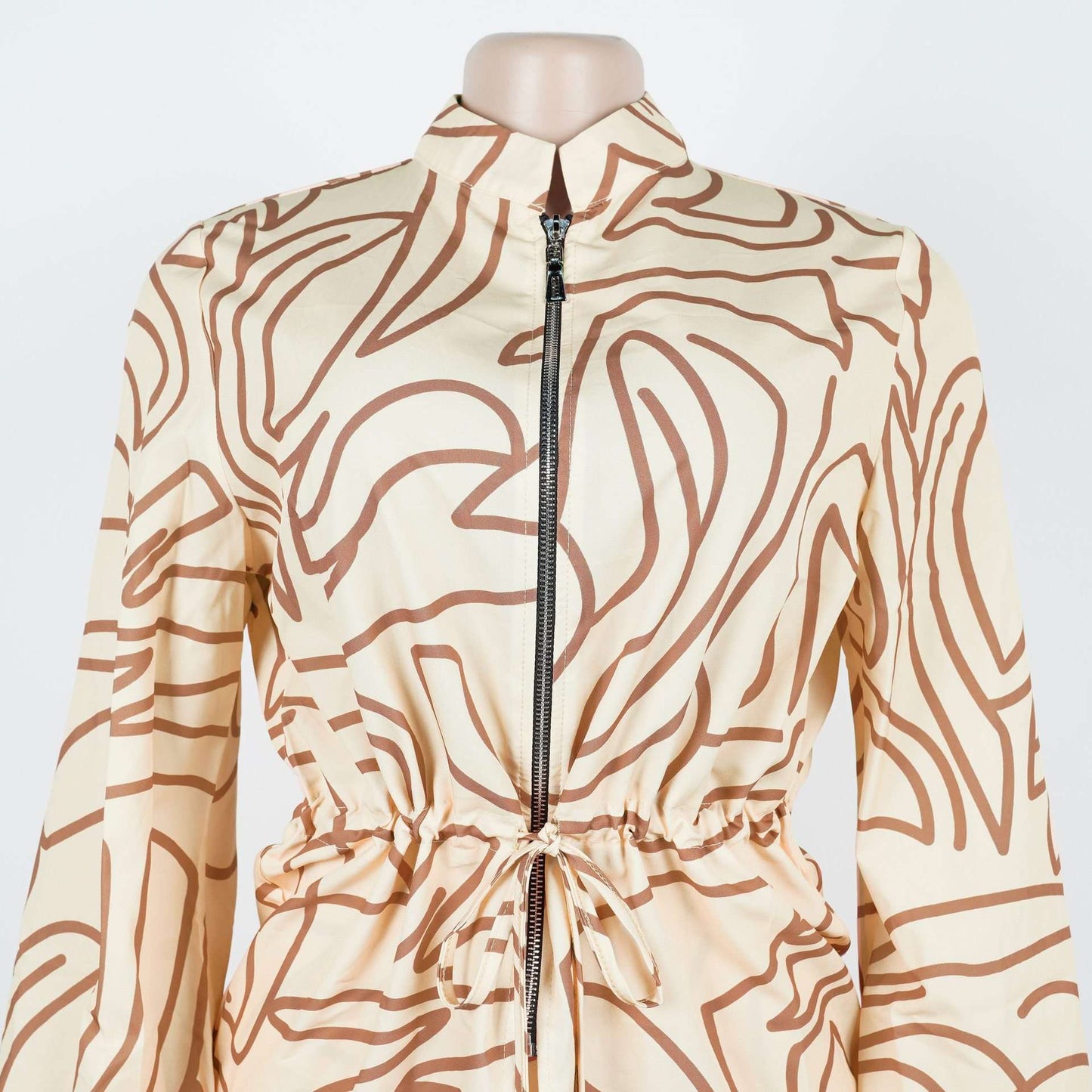 Abstract Pattern Set with Zipper Detail image 6