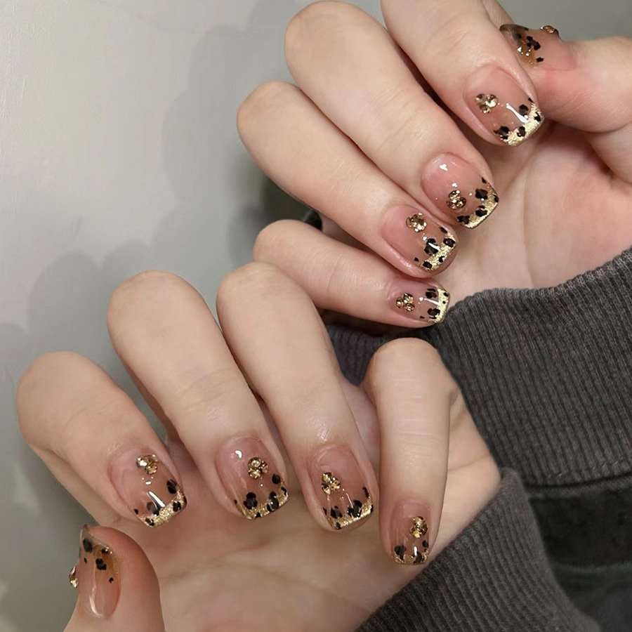 Leopard Print Gold-Tipped Nail Art Set - Free Size, Multi Black image