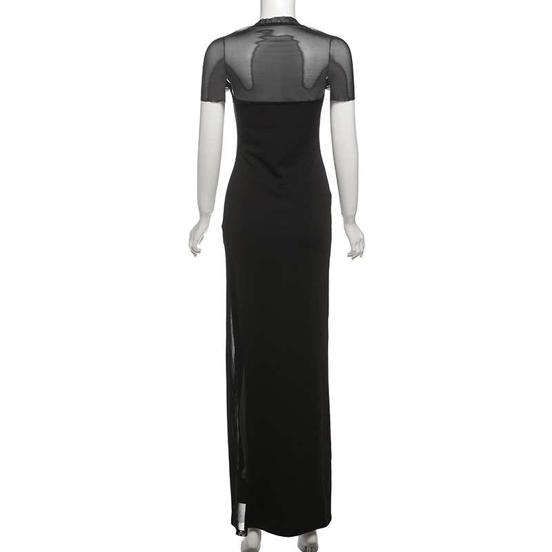 Elegant Evening Gown with Shoulder Detail image 8