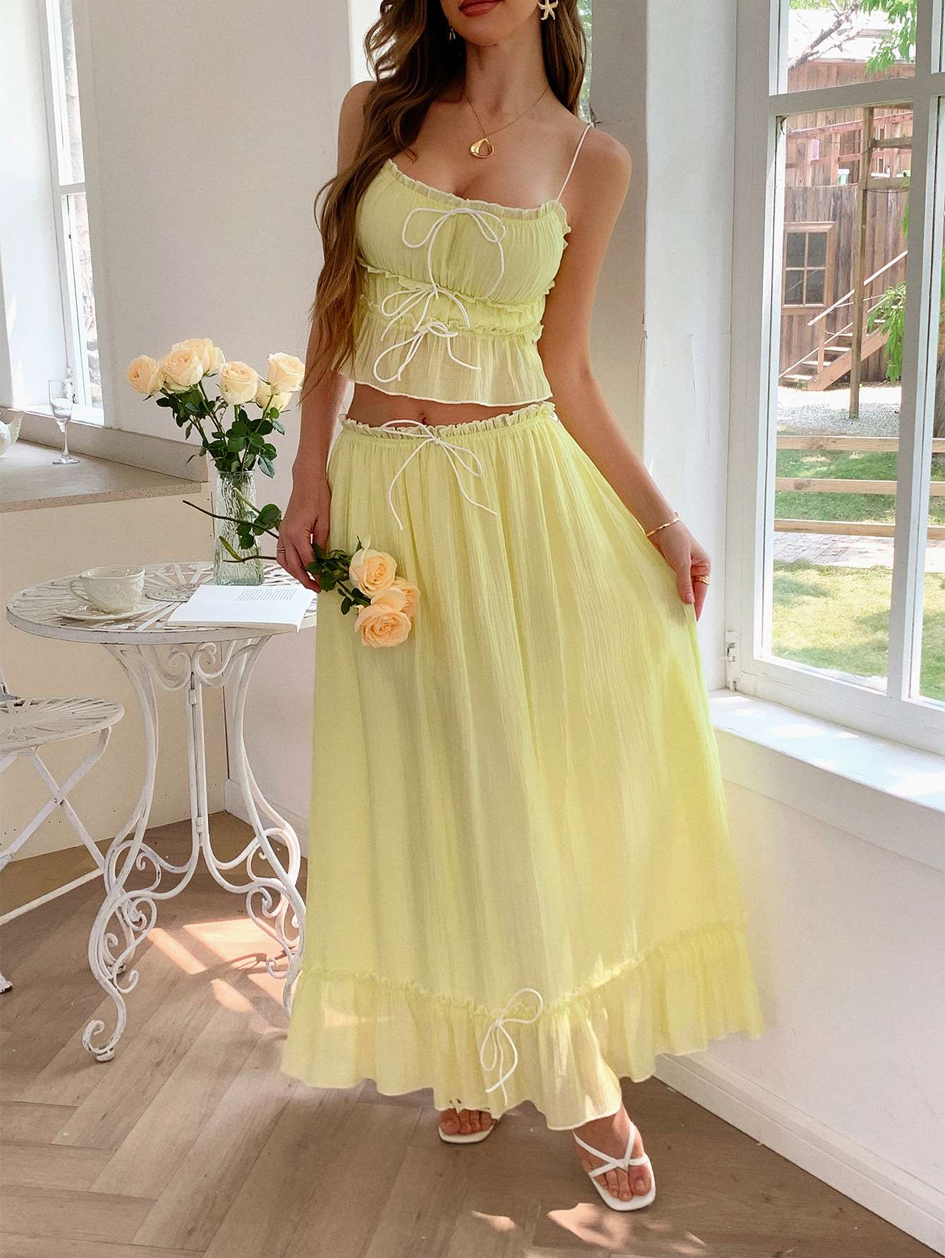 Two-Piece Summer Outfit with Ruffled Details - M, Yellow image