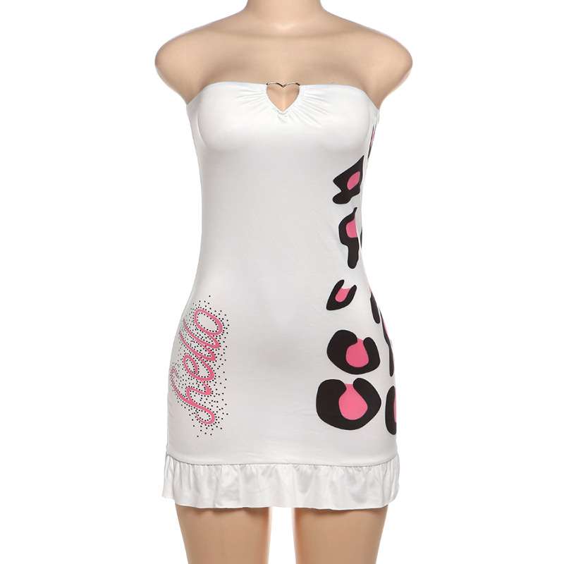 Strapless Dress with Heart Neckline image 2