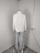 Button-Down Shirt with Patterned Wide-Leg Pants image 5