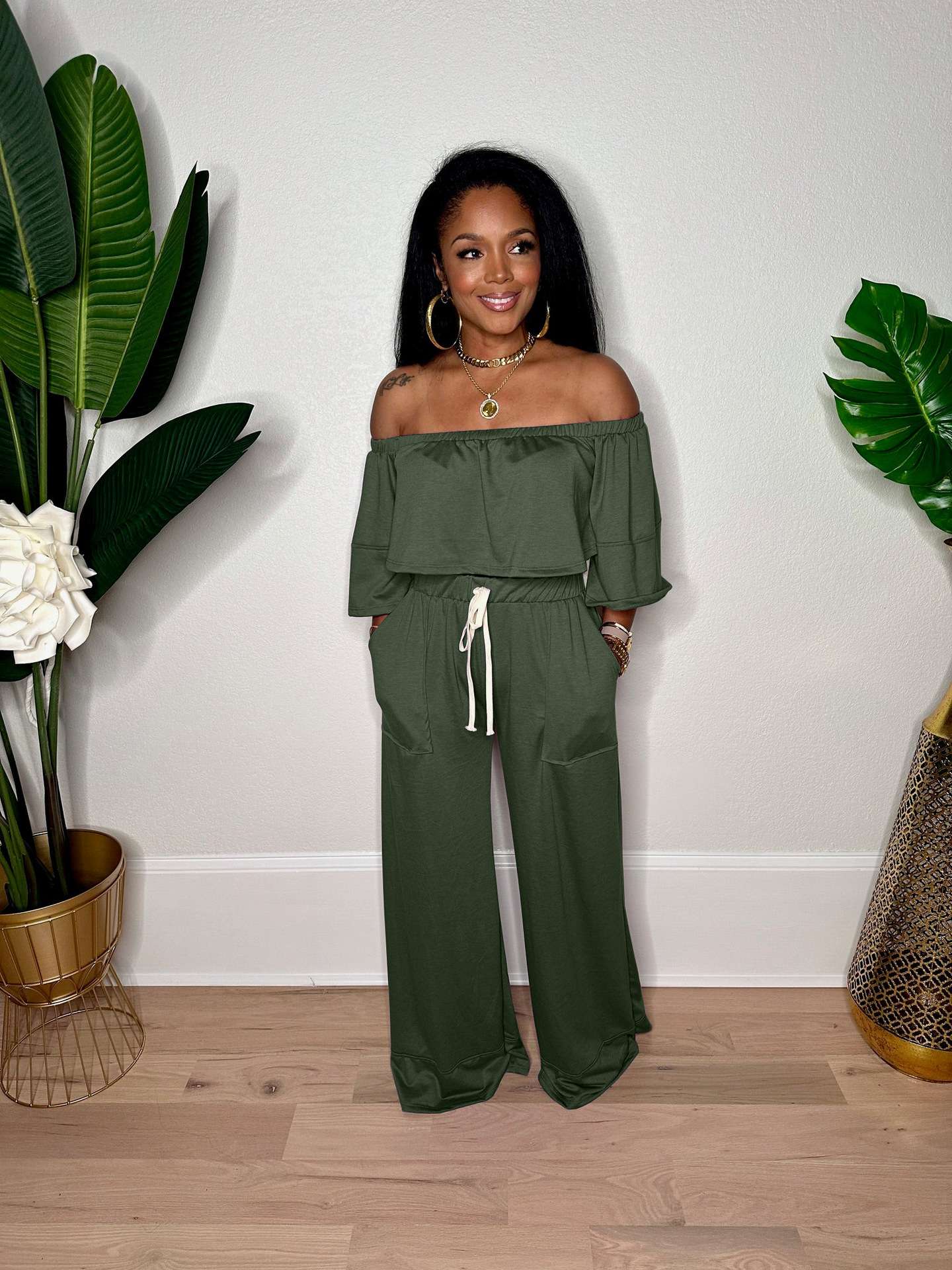 Off-Shoulder Pants & Crop Top Set - L, Army Green image