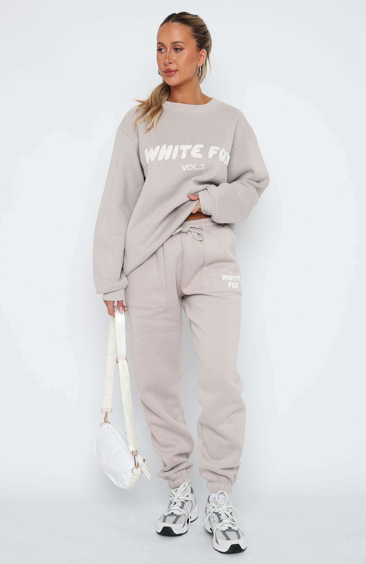 Leisure Hoodie and Sweatpants - L, Light Grey image