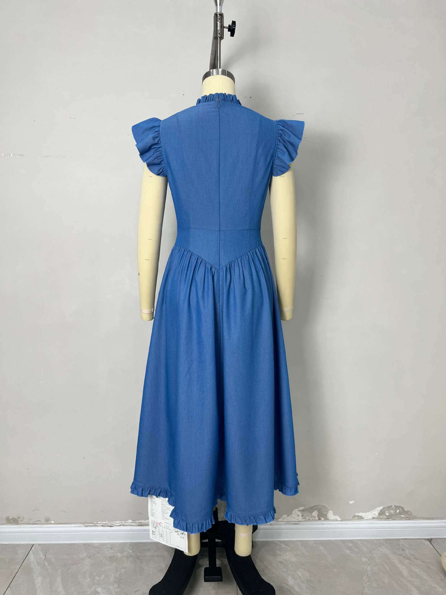 Elegant Button-Down Midi Dress image 2