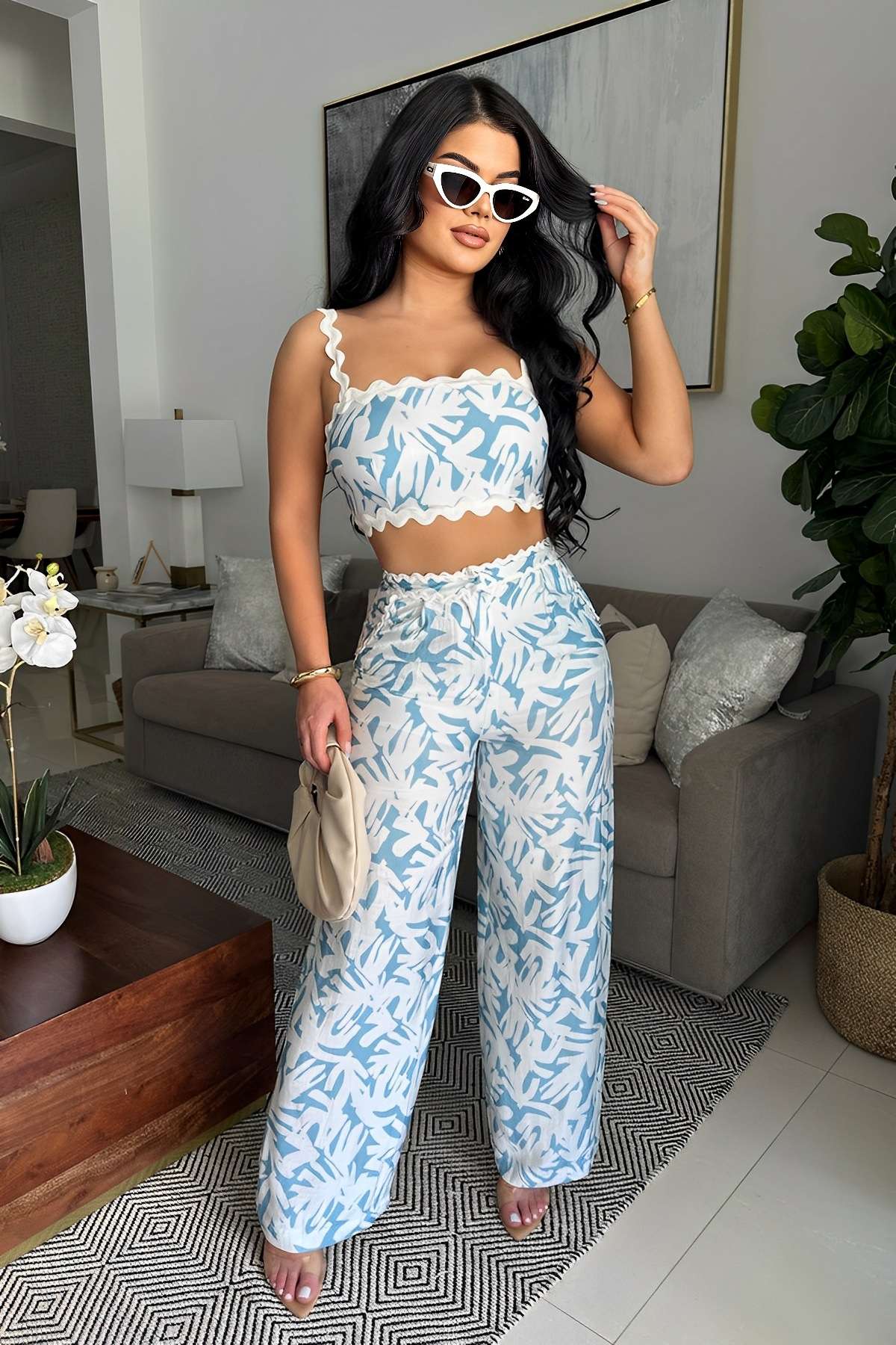 Stylish Tropical Print Two-Piece Set image 3