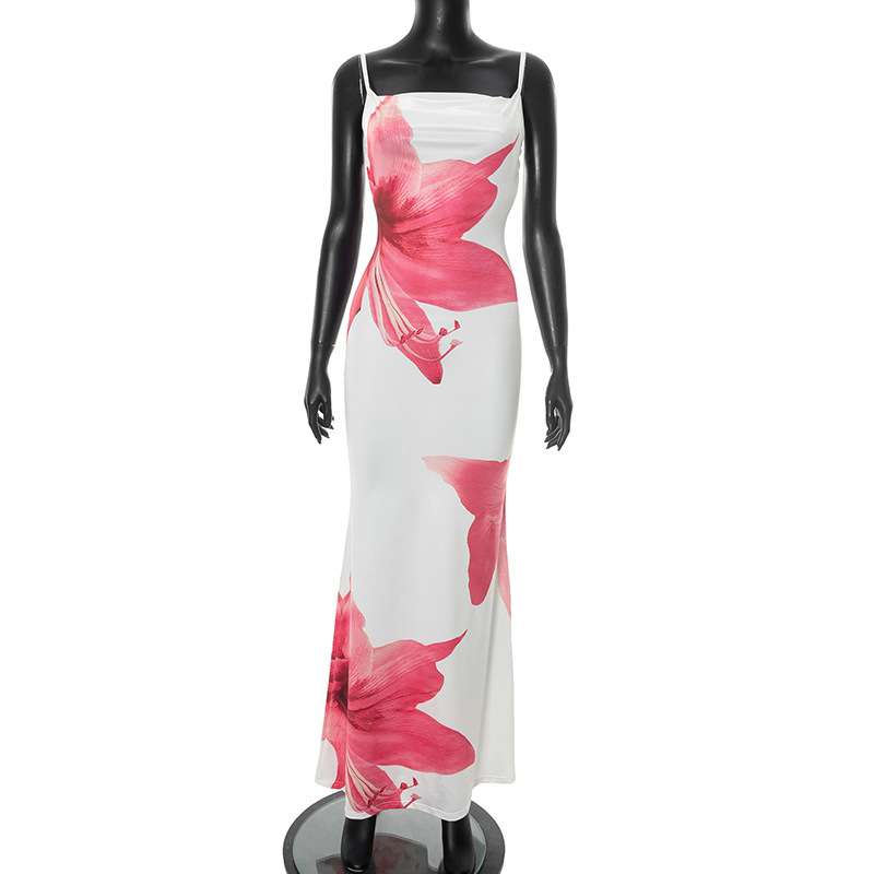Floral Maxi Dress with Slim Fit Design image 5