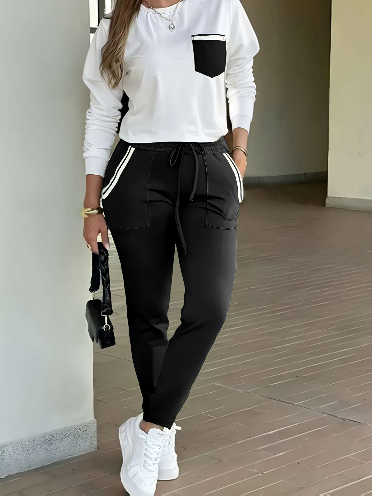 Casual Sporty Tracksuit image 3