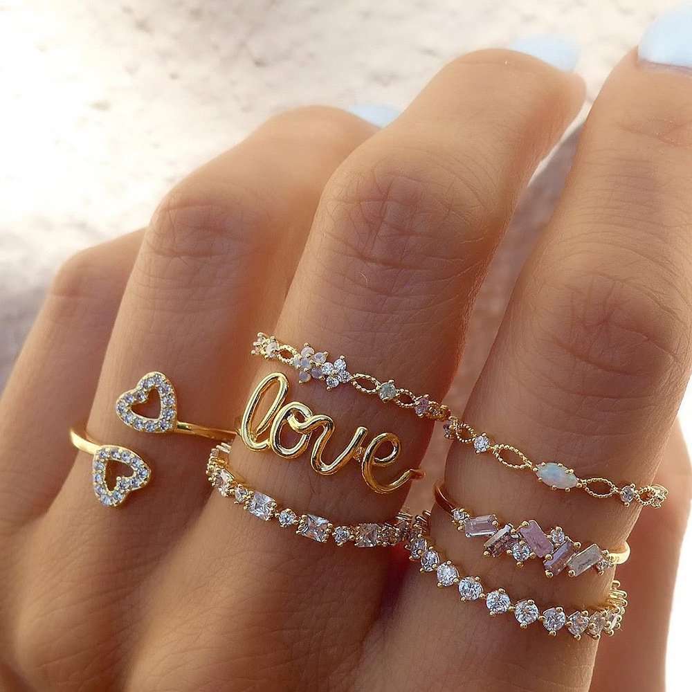 Elegant Golden Heart Love Set Rings Set image 0