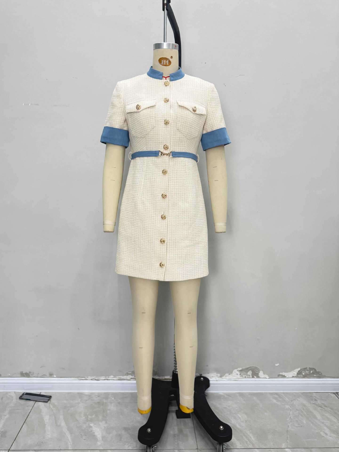 Elegant Tweed Dress with  Button Details image 4