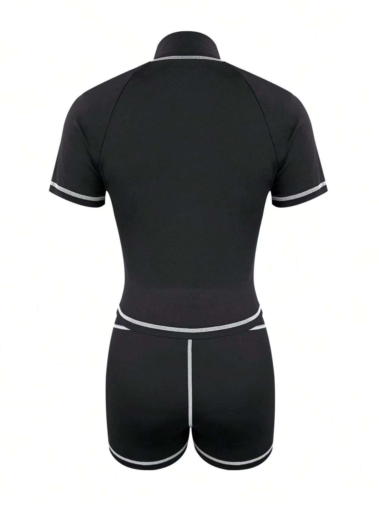 Athletic Two-Piece Set with Contrast Stitching image 4