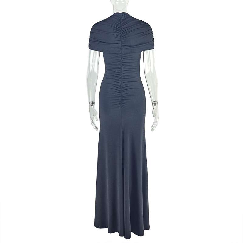 Elegant Black Evening Gown image 2