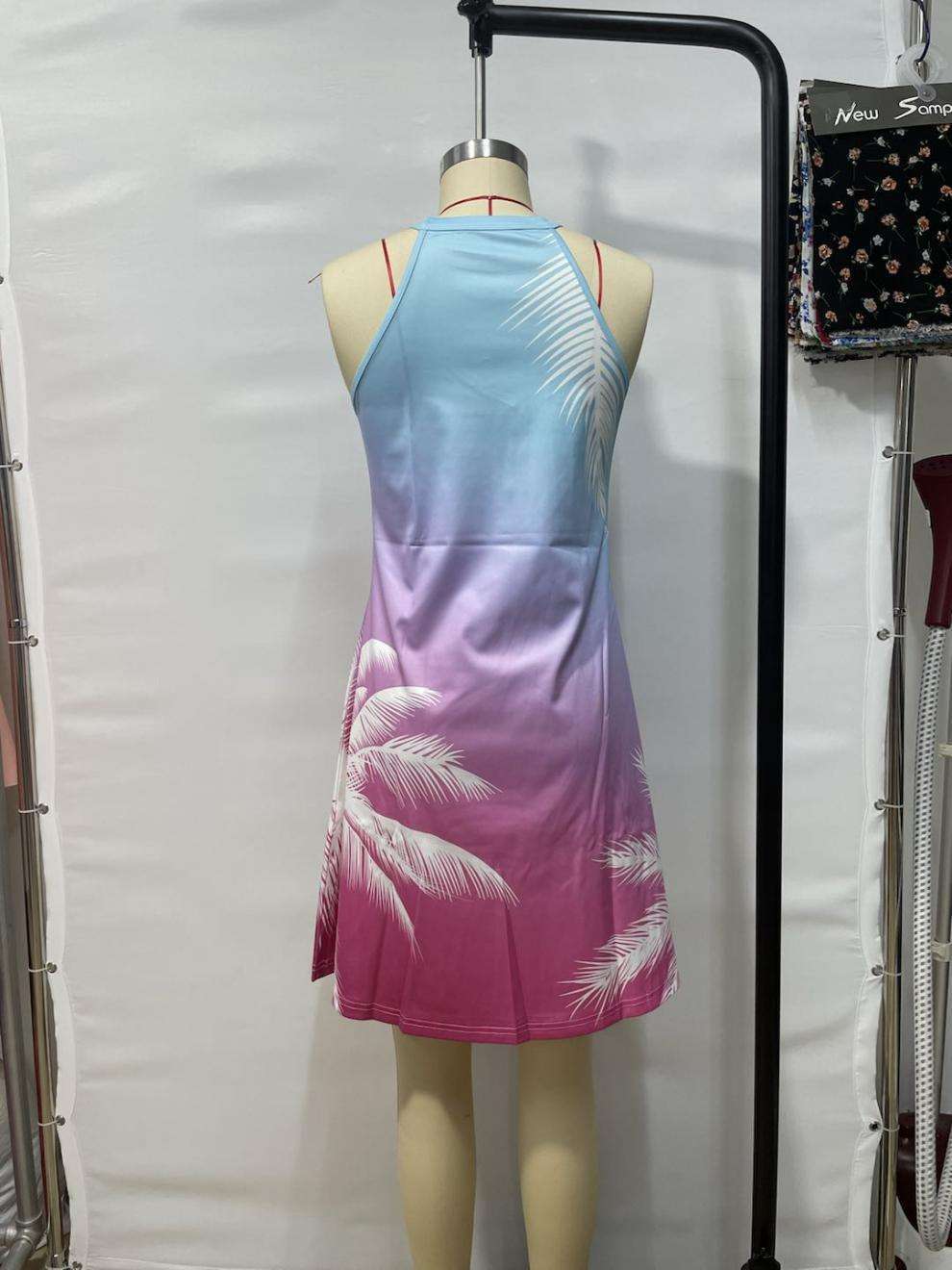 Colorful Gradient Palm Print Sleeveless Dress image 4