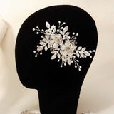 Elegant Bridal Hair Accessory image 4