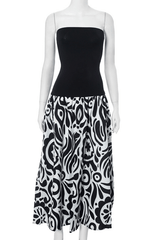 Elegant Contrast Maxi Dress image 3