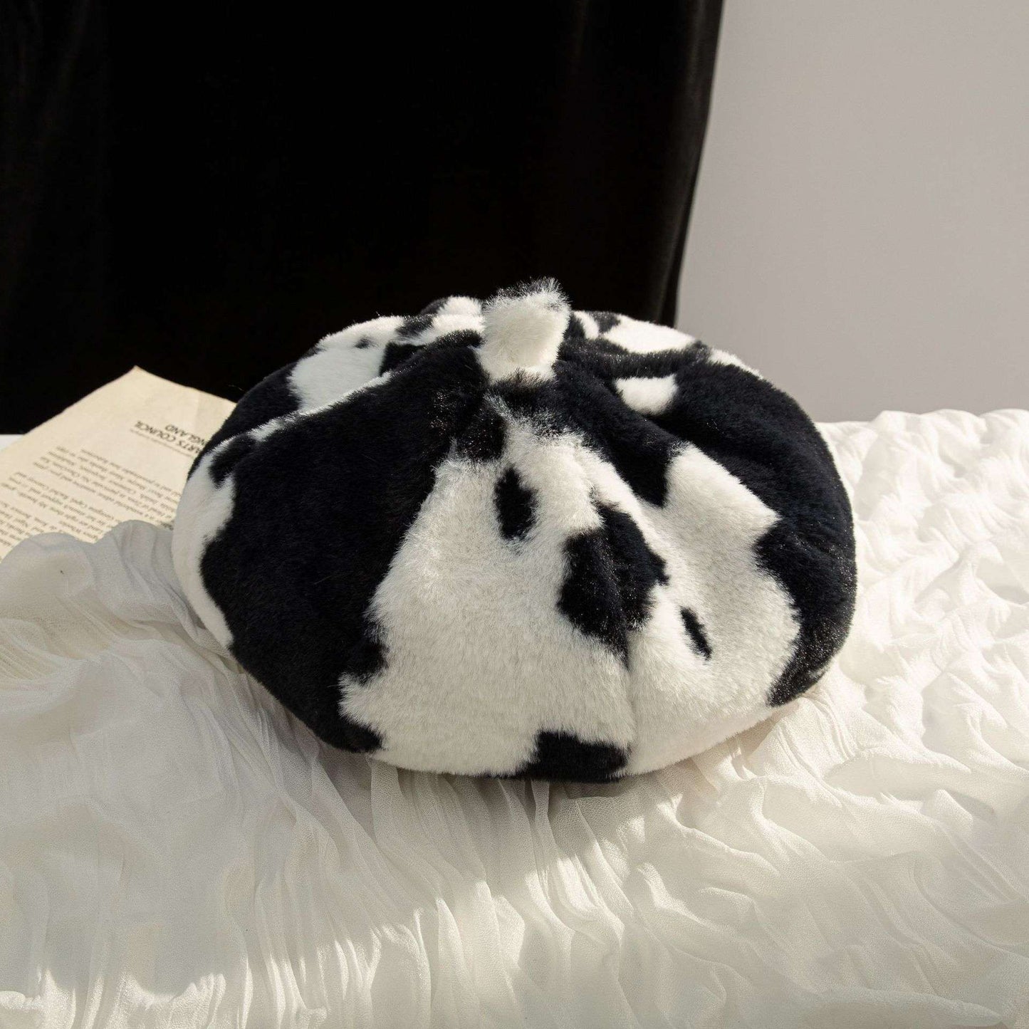 Winter Women Fashion Cow Plush Beret image 4
