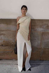 Sexy One Shoulder Asymmetric Cut Sleeveless Fashion Top image 2