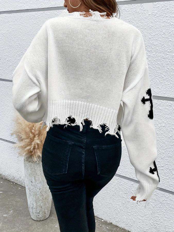 Cross Pattern Crop Sweater image 3