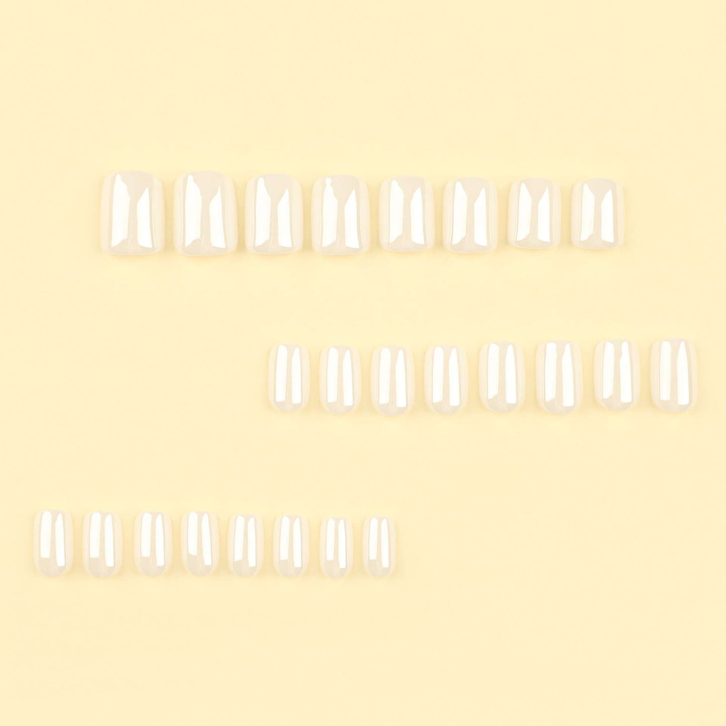 Glossy White Nail Art image 3