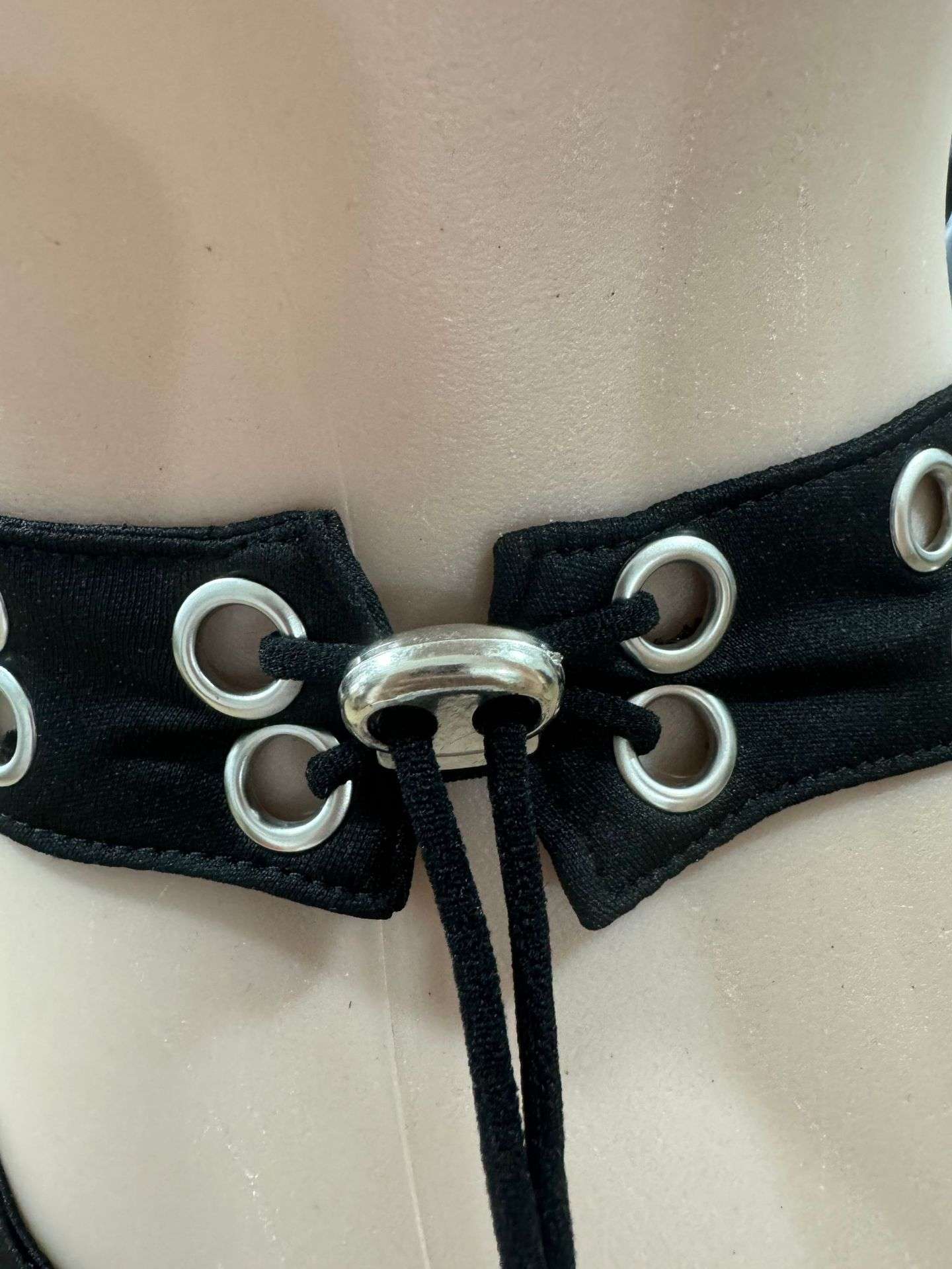 Grommet Detail Mini Skirt with Side Tie Design image 5