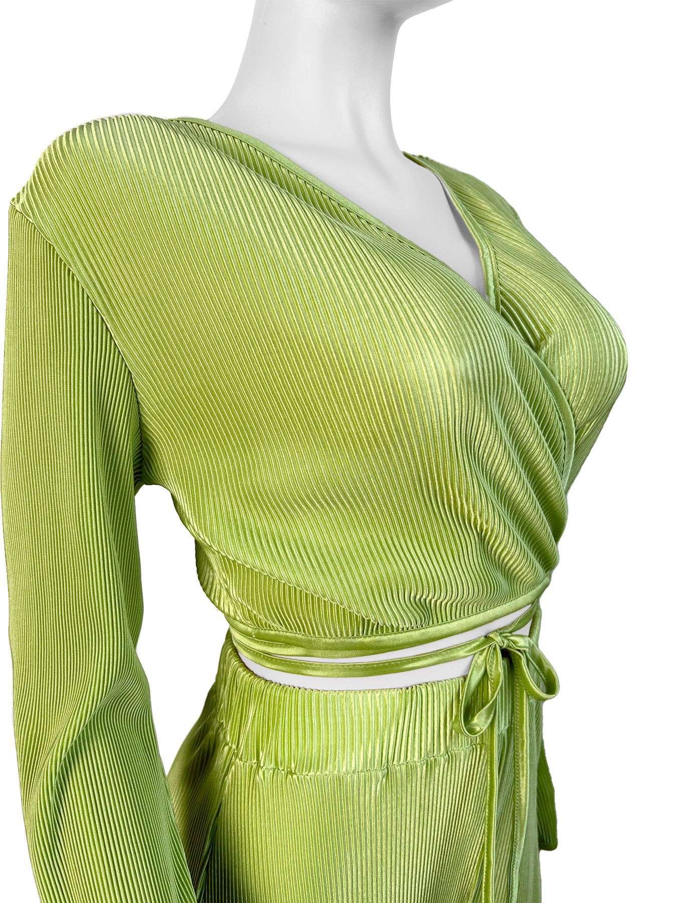 V-neck Cardigan Set image 3