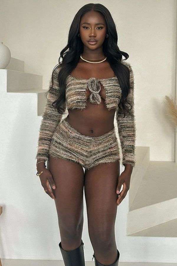 Tie-ups Detail Top & Skirt Co-Ords image 4