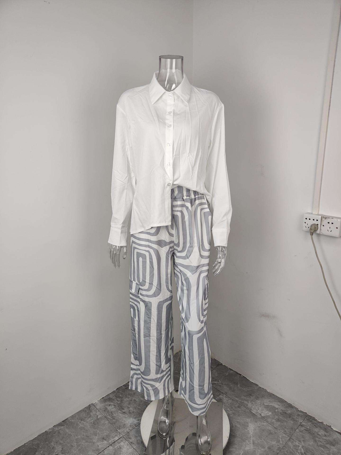 Button-Down Shirt with Patterned Wide-Leg Pants image 3