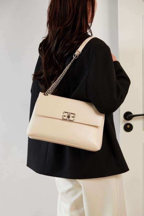 Chain-Strap Handbag image 0