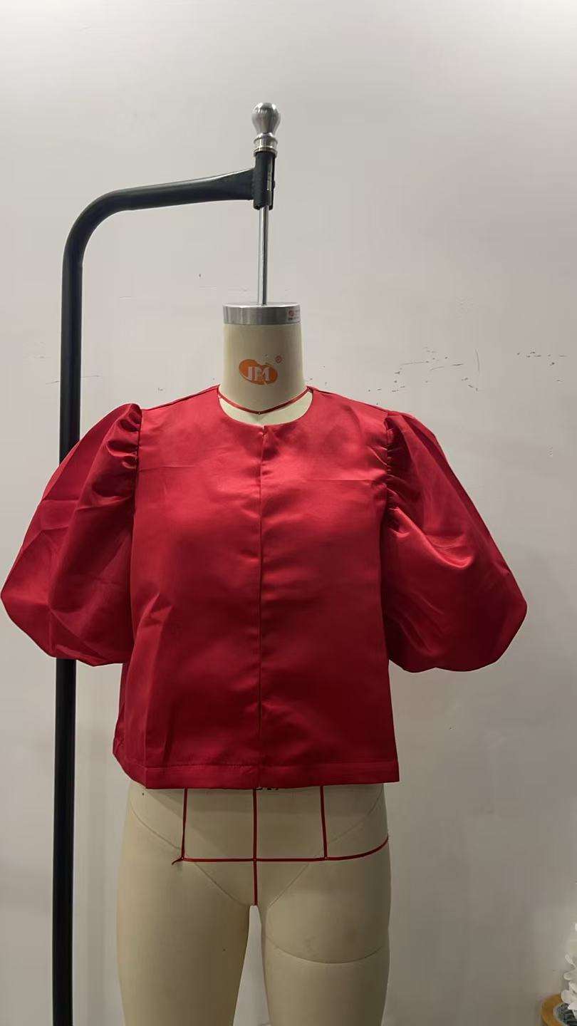 Stylish Puff-Sleeve Blouse - L, Red image