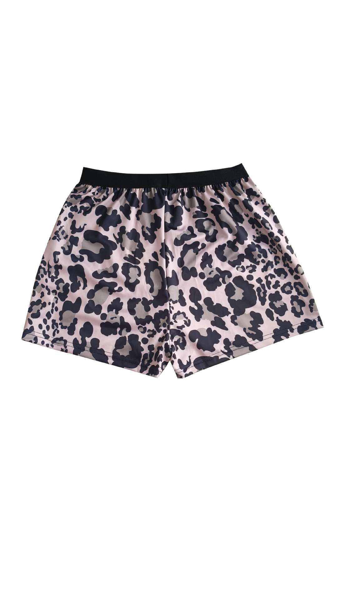 Stylish Leopard Print Shorts image 4