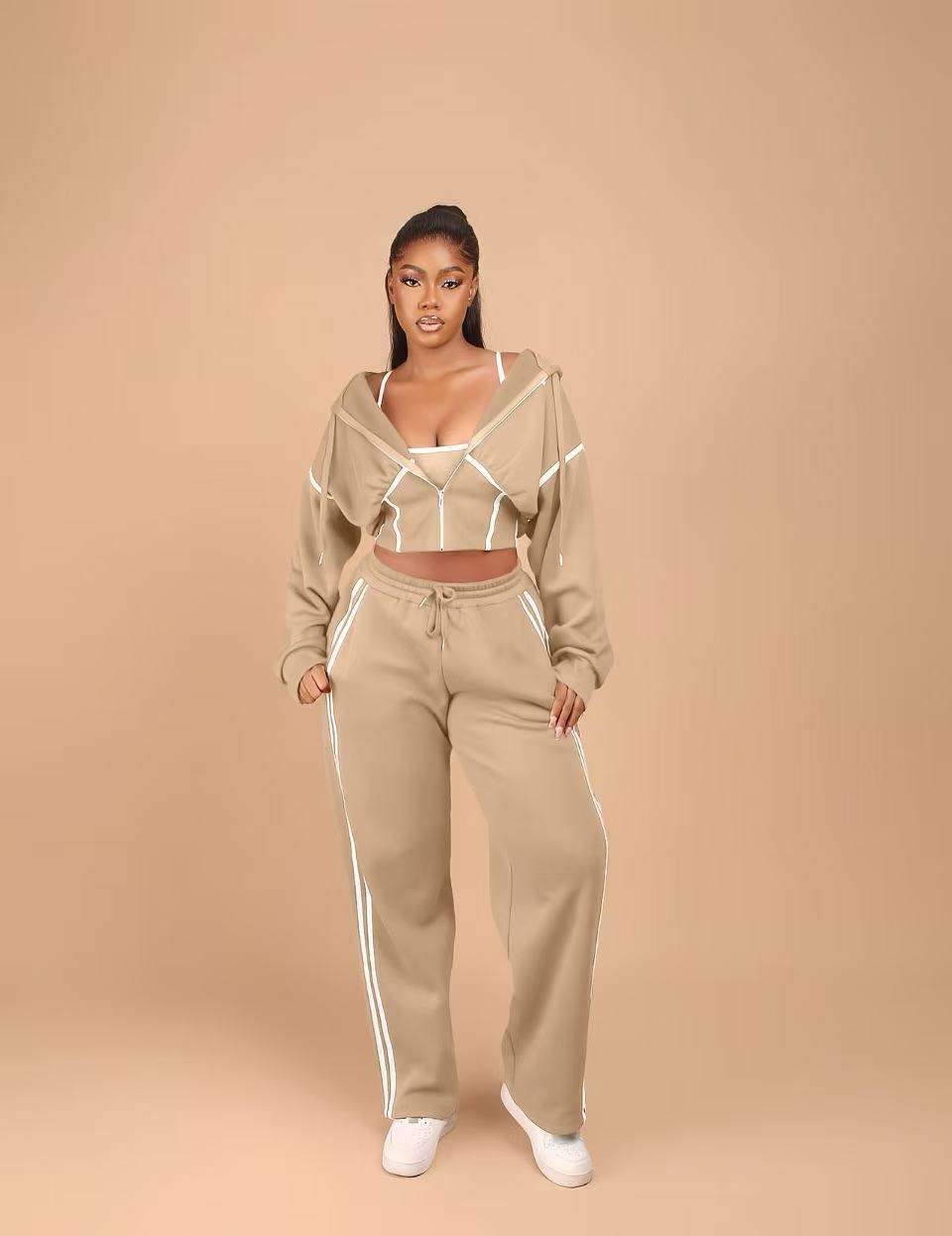 Stylish Blue Tracksuit with Stripes - L, Beige image