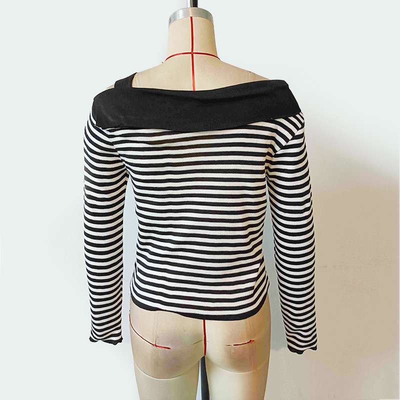 Colour Block Knit Pullover image 3