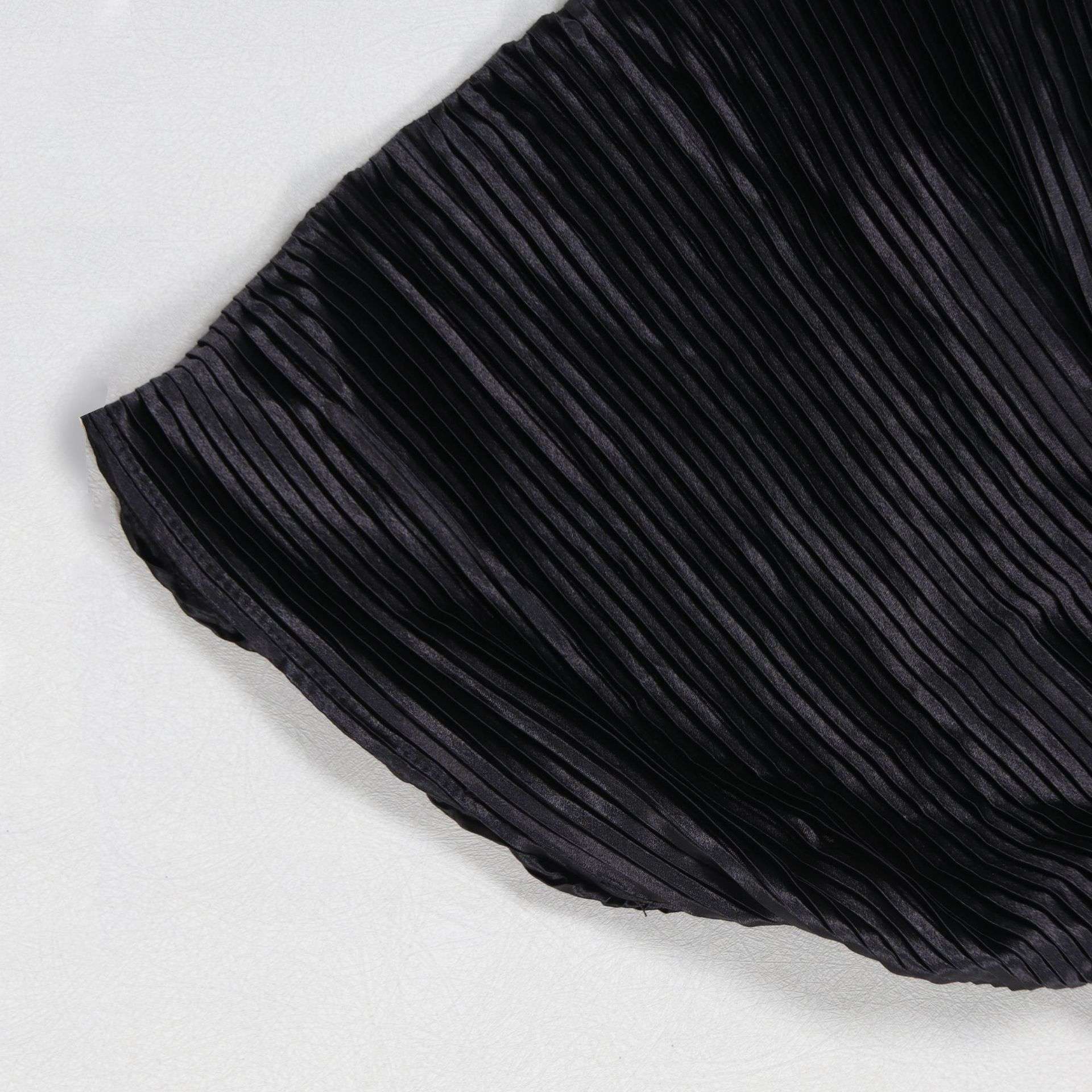 Elegant Set with Pleated Balloon Sleeves image 4