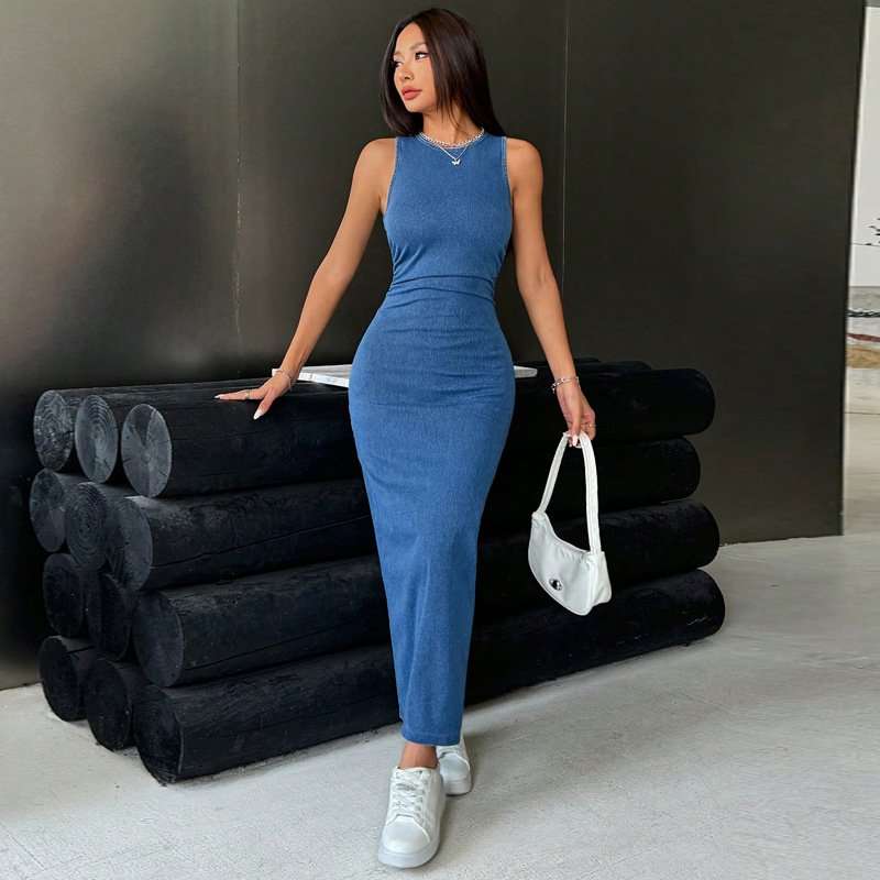 Sleeveless Bodycon Midi Dress image 1