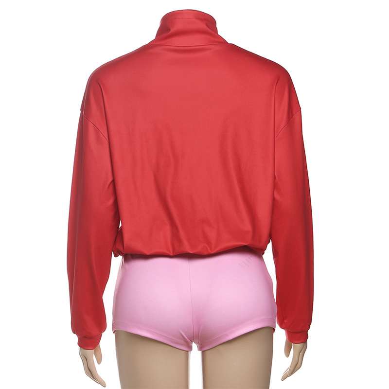 Colorful Casual Outfit with Shorts image 4