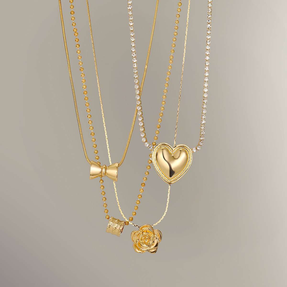 Layered Pendant Necklaces Set image 4