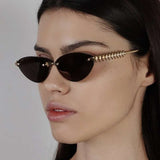 Stylish Gold-Accent Oval Sunglasses image 3