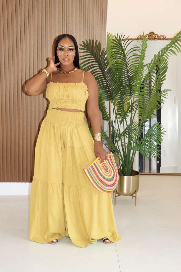 Strappy Top and Wide-Leg Pants Summer Outfit - M, Yellow image