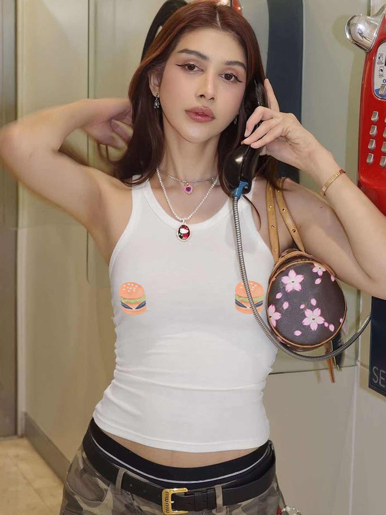 Casual White Tank Top image 0
