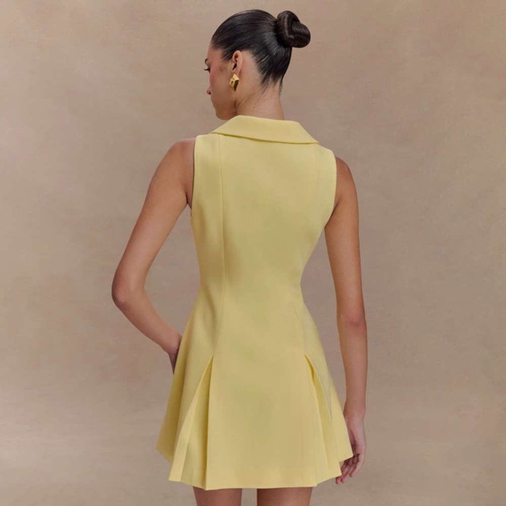 Sleeveless Dress with Button Details image 5