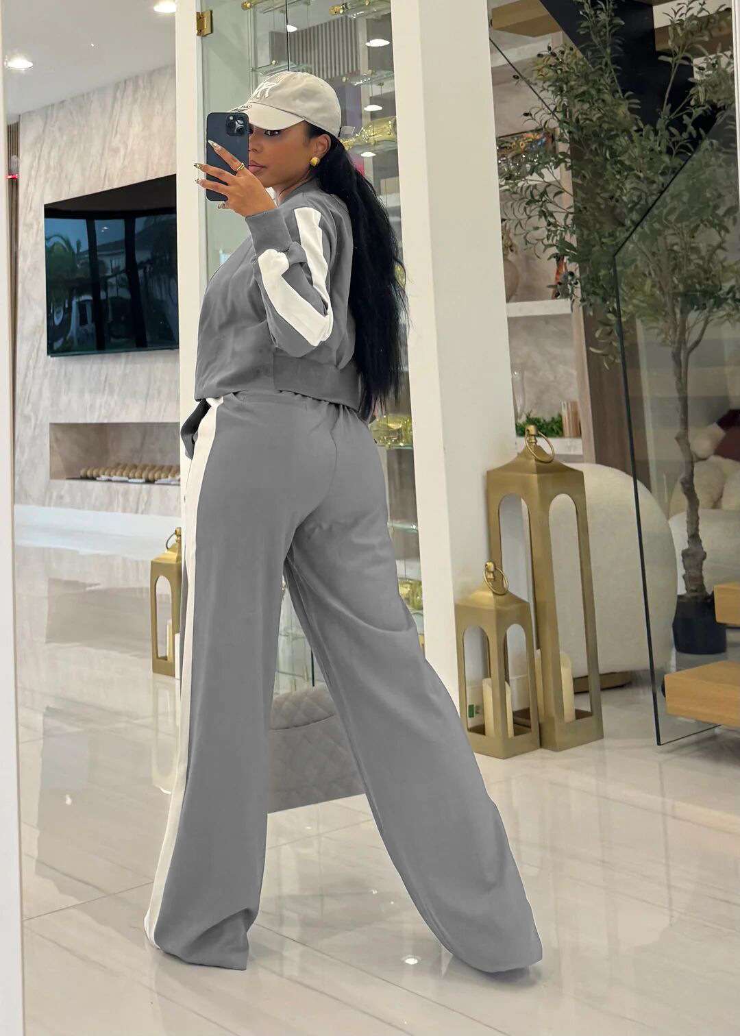 Tracksuit with White Stripe Accents image 5