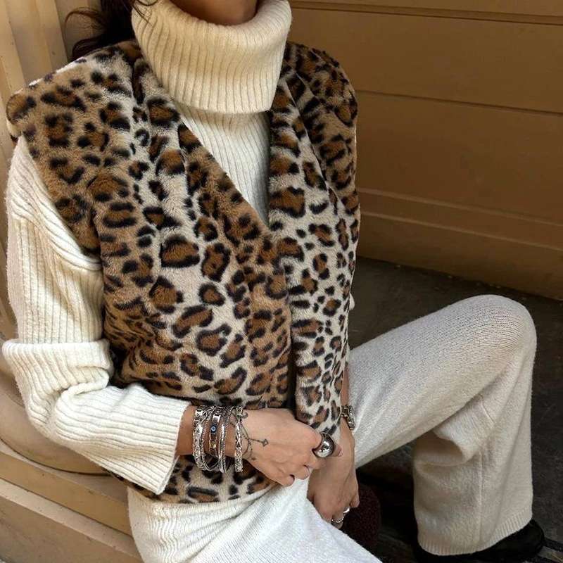 Leopard Print V-neck Loose Vest Jacket image 3