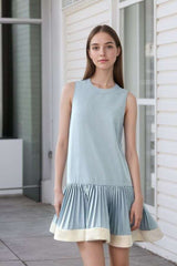 Sleeveless Pleated Dress with Contrasting Hem image 1