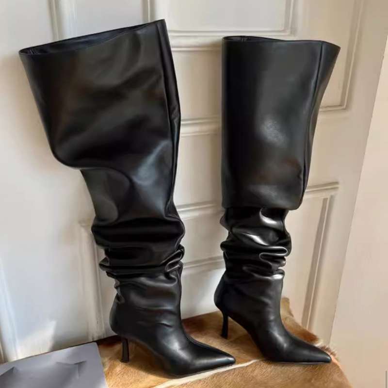 Elegant Over-the-Knee Boots image 0