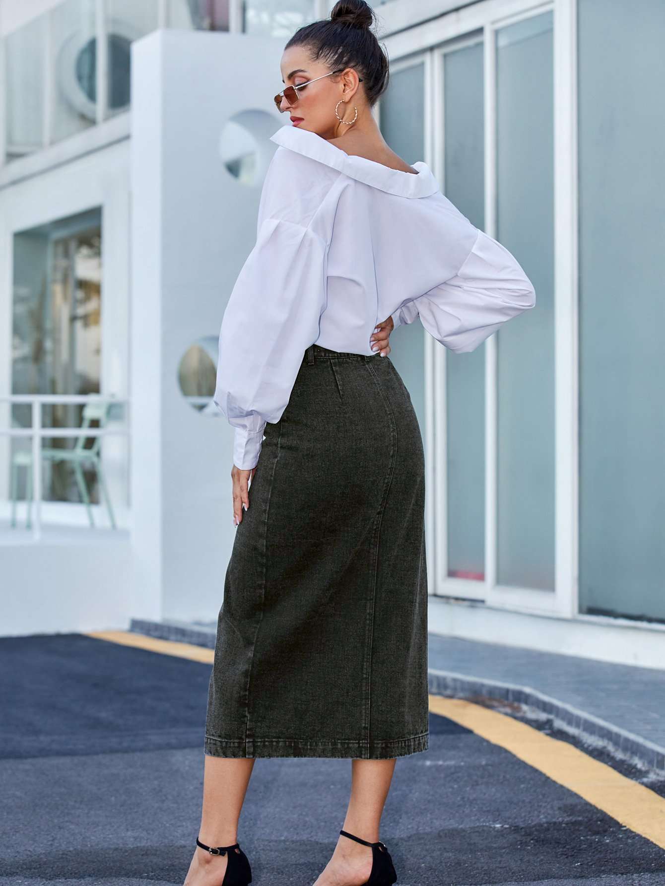 Midi Skirt with Buttoned Slit image 4